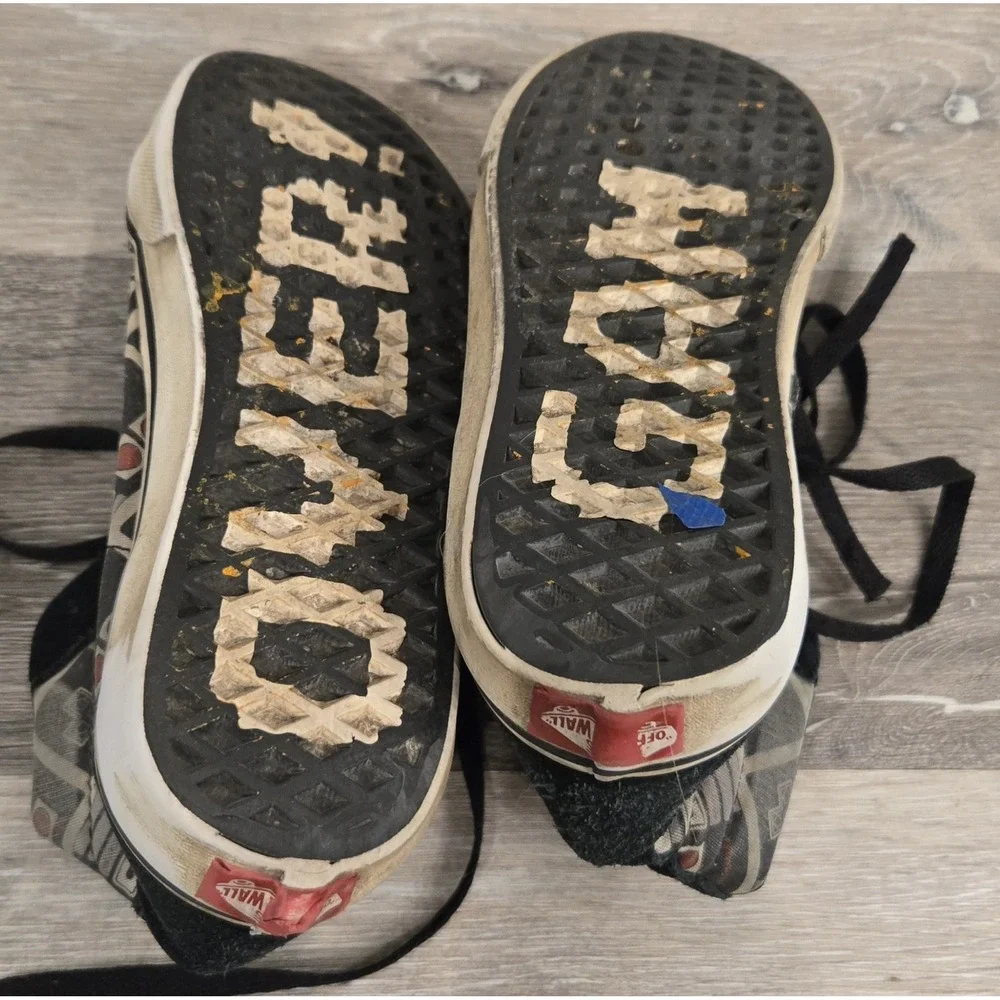 Vans Nintendo NES GAME OVER Controller SK8-HI Hightop Shoes Mens Sz 5 womens 6.5